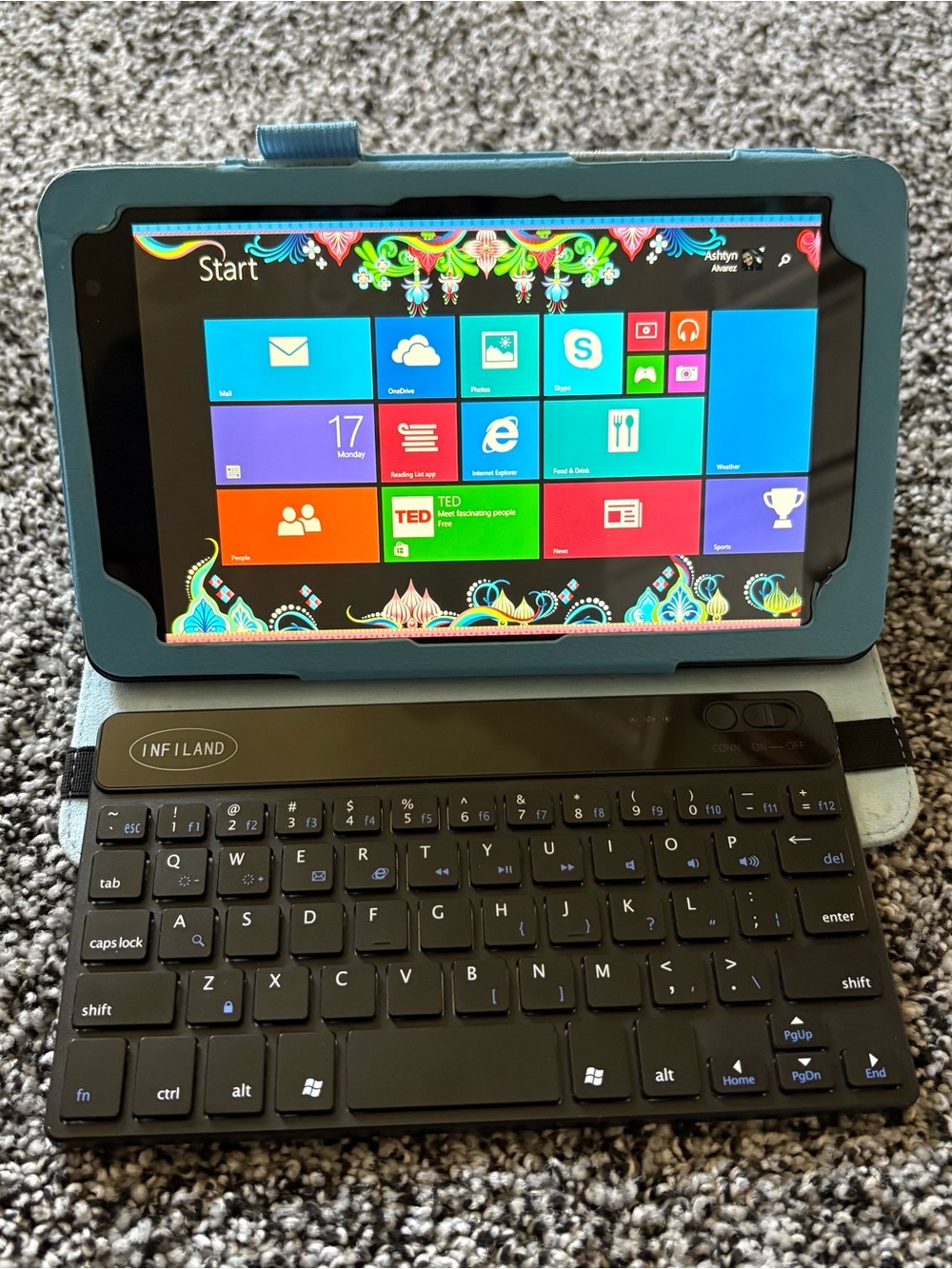 Dell Venue 8 Pro 5830 8” Tablet 2GB Ram With Bluetooth Infiland Keyboard bundle